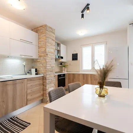 Apartamento Zrmanja Canyon